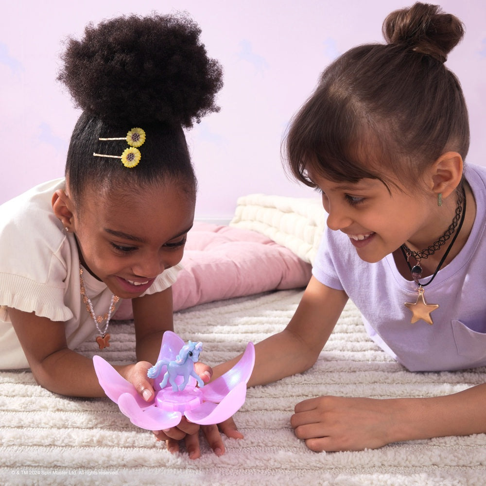 Unicorn Academy Collectible Baby Unicorn Surprise Figure Blind Box (Styles May Vary)