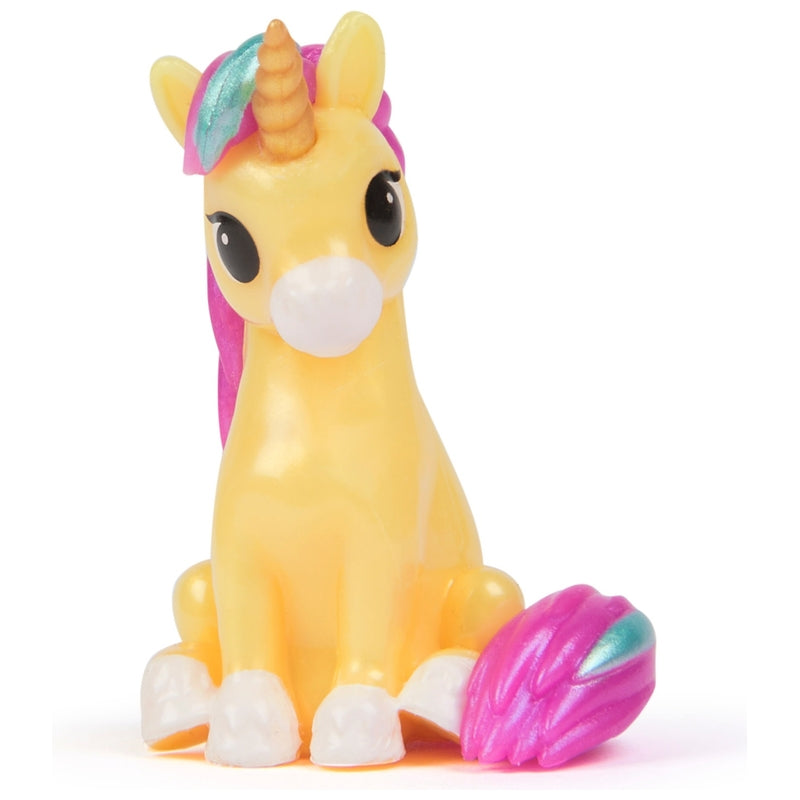 Unicorn Academy Collectible Baby Unicorn Surprise Figure Blind Box (Styles May Vary)