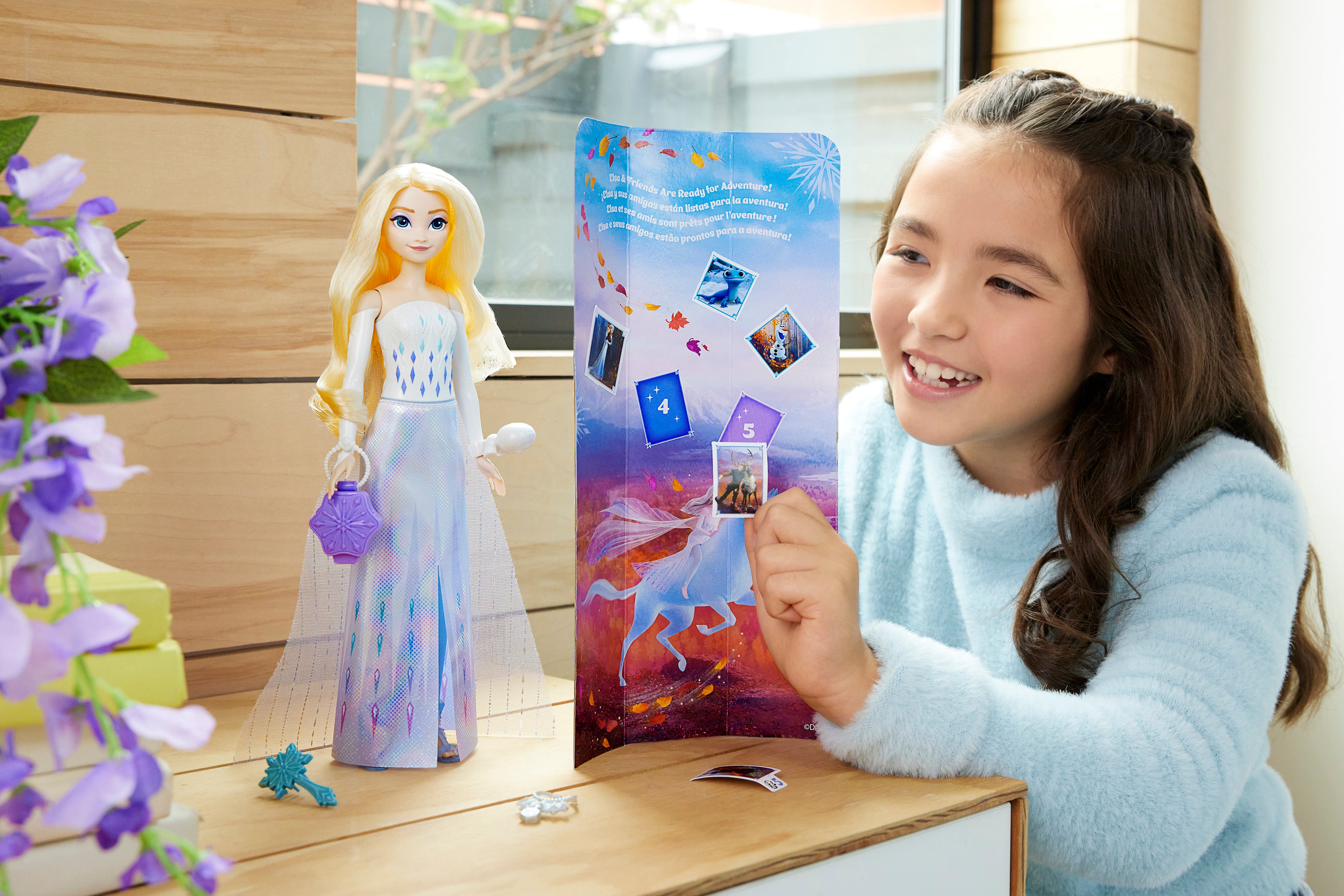 Disney Frozen Spin & Reveal Elsa Doll