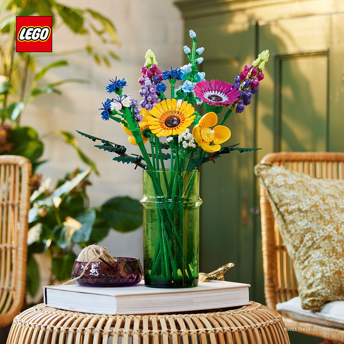 Lego® Botanical Wildflower Bouquet 10313 Building Set (939 Pieces)