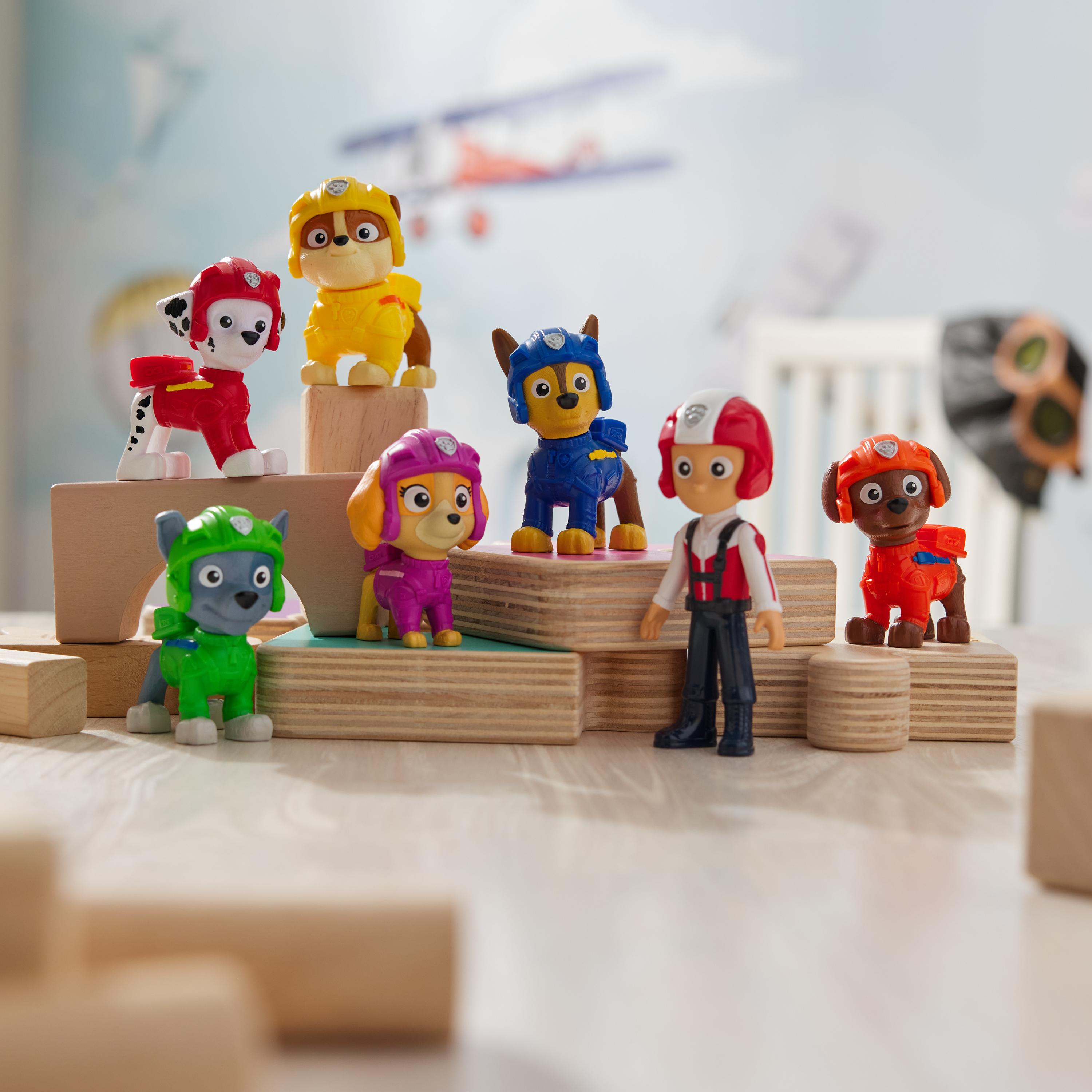 Paw Patrol: Air Rescue Toy Figures Gift Pack With 7 Collectible Action Figures