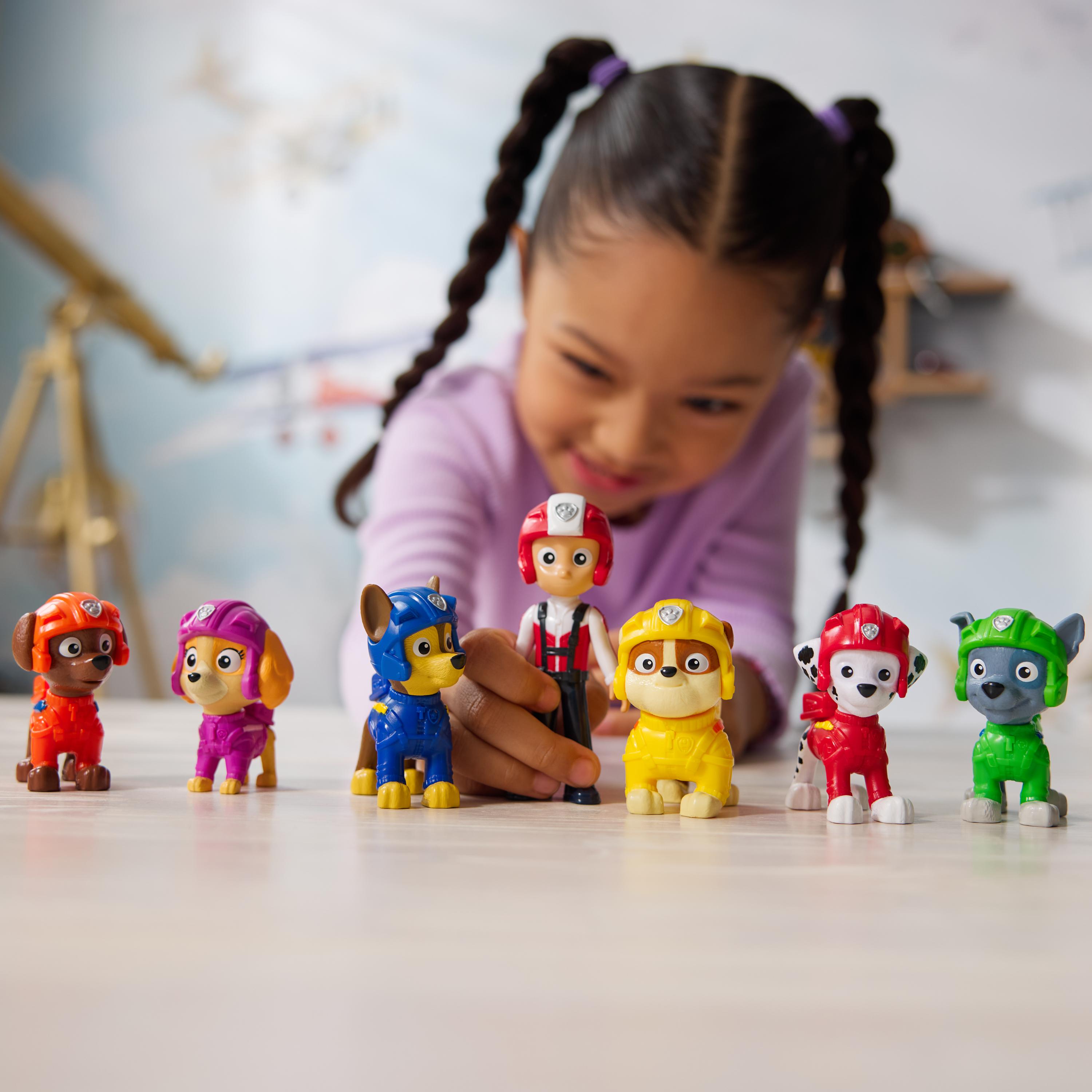 Paw Patrol: Air Rescue Toy Figures Gift Pack With 7 Collectible Action Figures