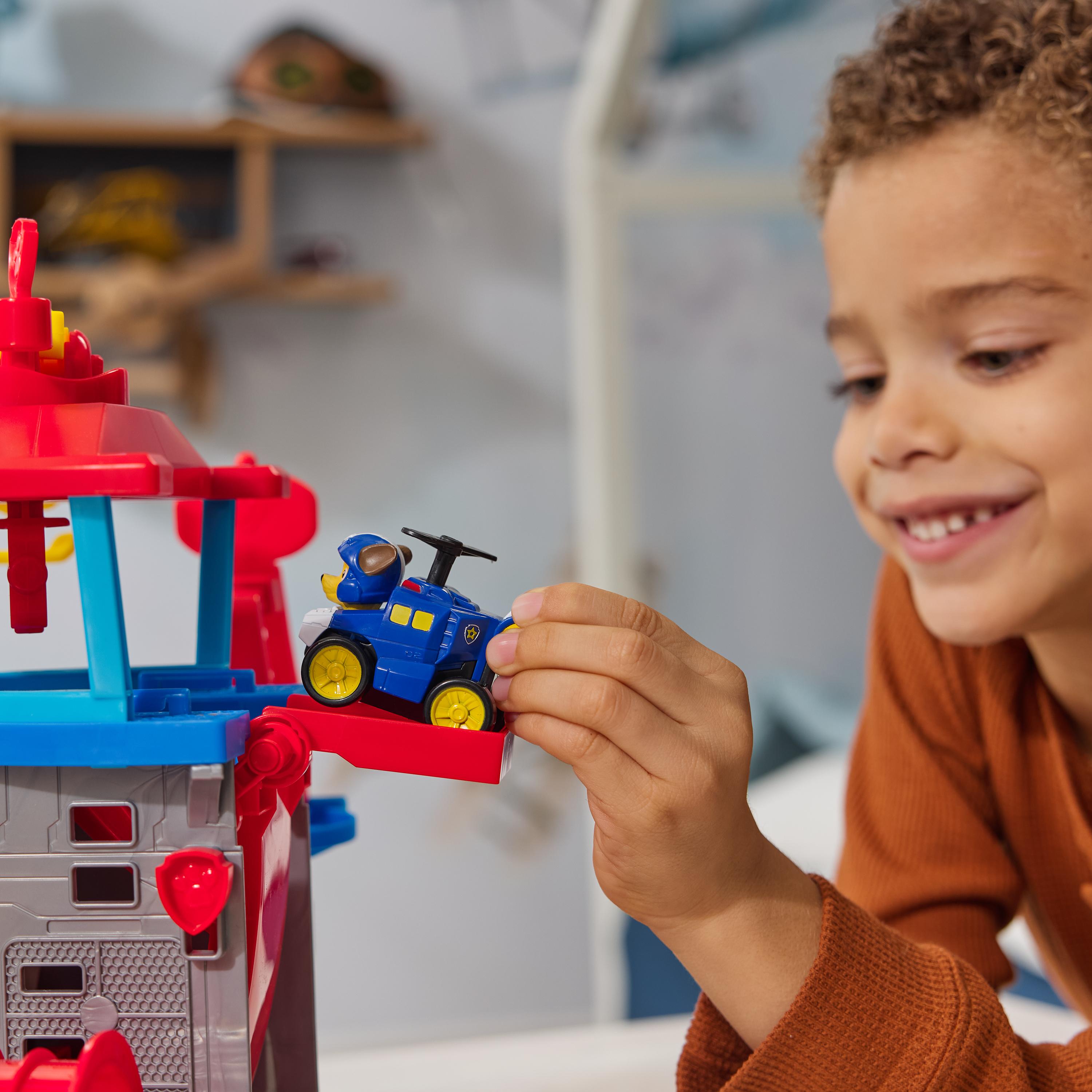 Paw Patrol: Air Rescue, Pup Squad Adventure Bay Airport Playset, With Chase Toy Car & Paw Patrol Vehicle Launcher