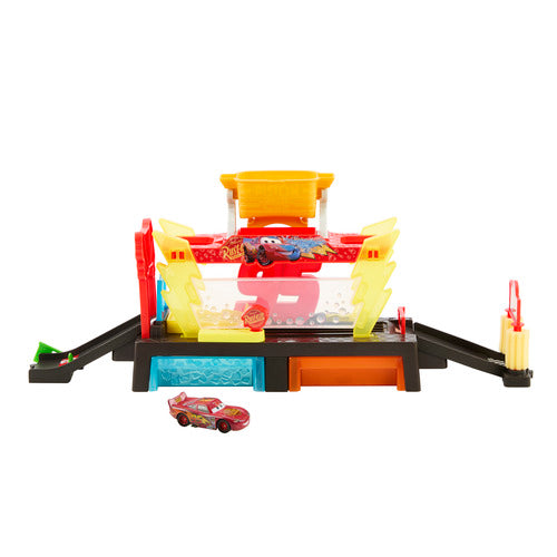 Disney Cars Colour-Changing Race Ready Car Wash Playset
