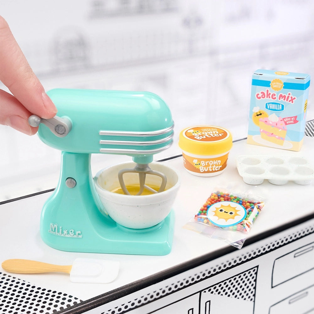 Mga's Miniverse: Make It Mini Appliances Series 2A Capsule