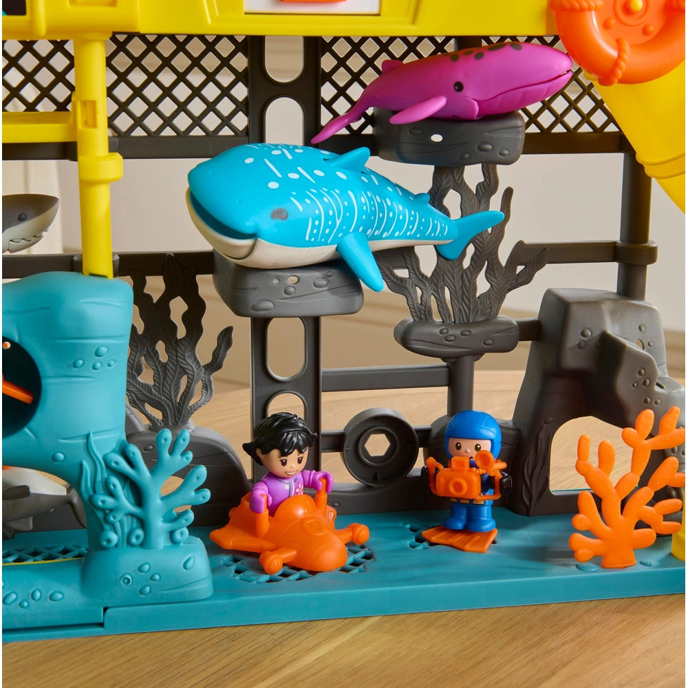 Big Steps Ocean Adventure Lab Playset