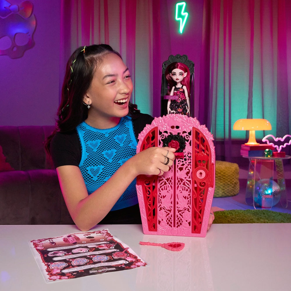 Monster High Skulltimate Secrets: Garden Mysteries Doll Draculaura
