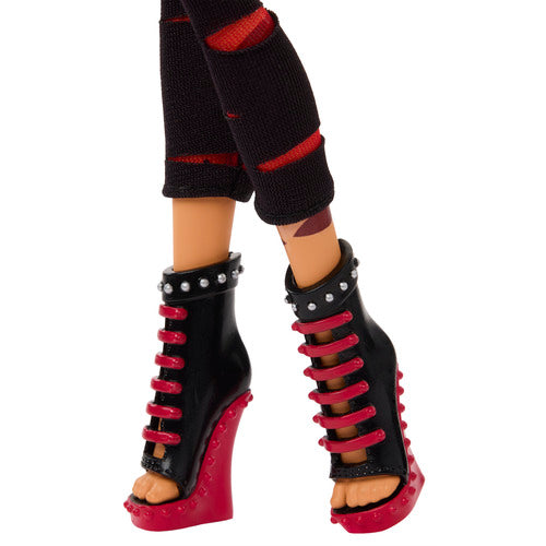Monster High Doll Toralei With Pet