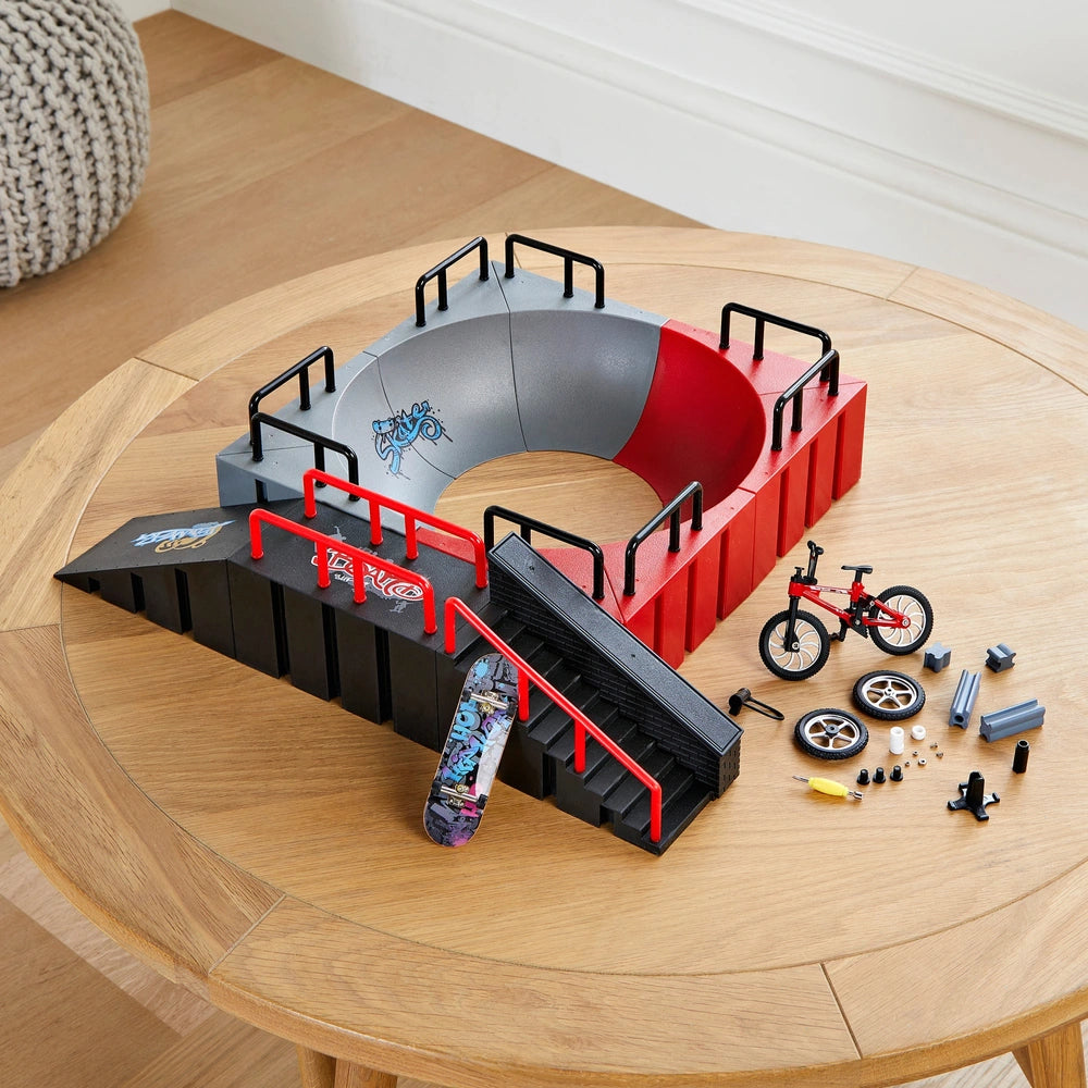 Skate Park Skate Bowl Finger Skateboard Set