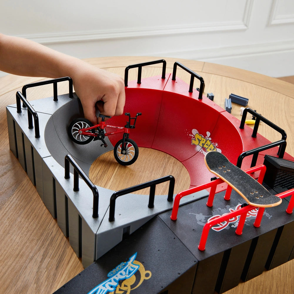 Skate Park Skate Bowl Finger Skateboard Set