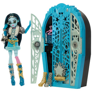 Monster High Skulltimate Secrets: Hauntlywood Mysteries Doll Frankie Stein