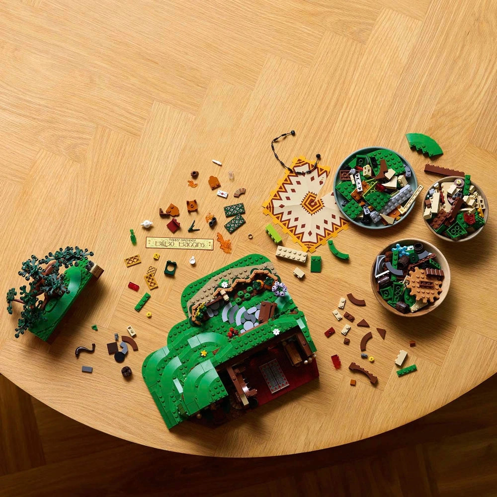 Lego Icons 10354 The Lord Of The Rings: The Shire Set