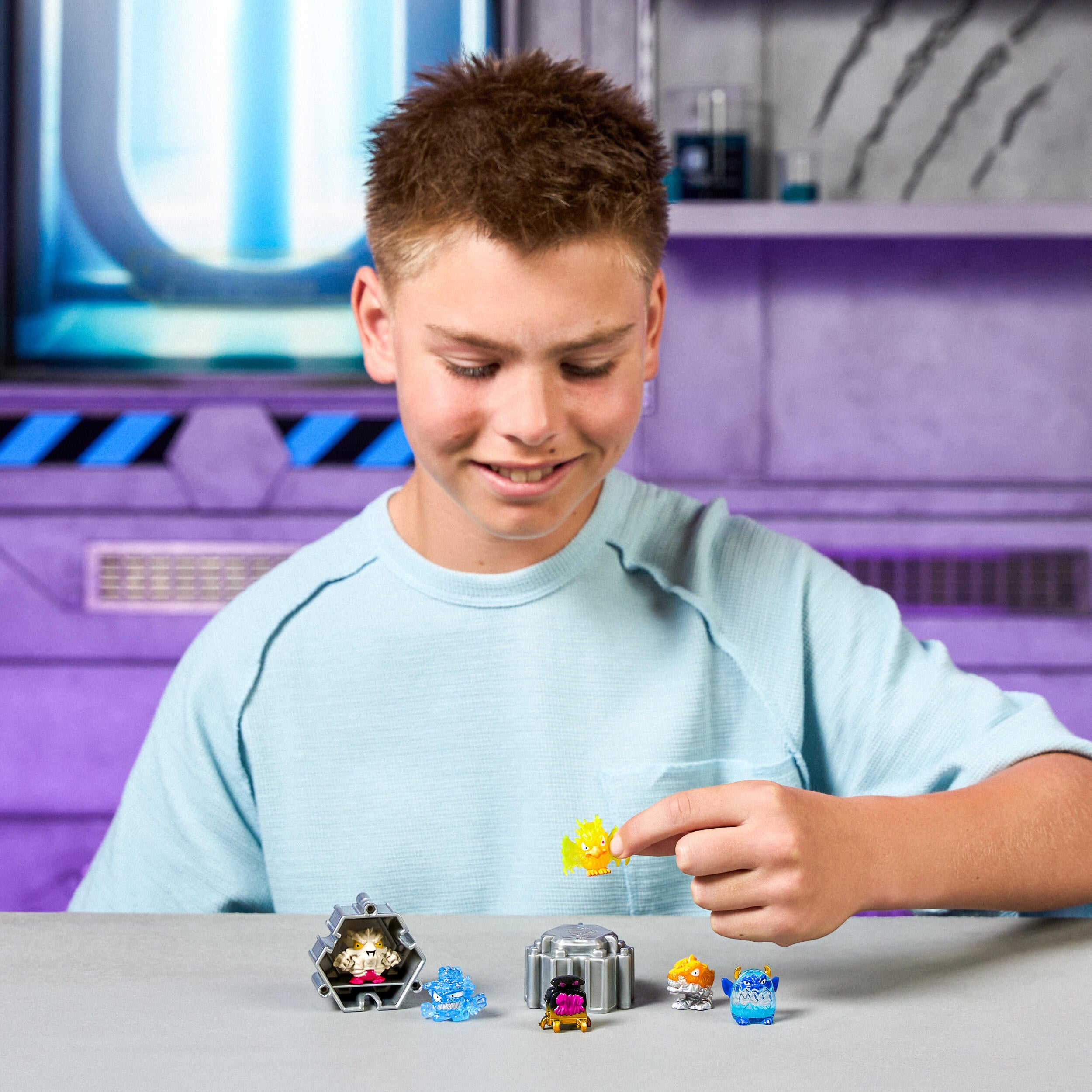 Mrbeast Lab Swarms Battle Fusion Series Lab 6 Pack Assortment