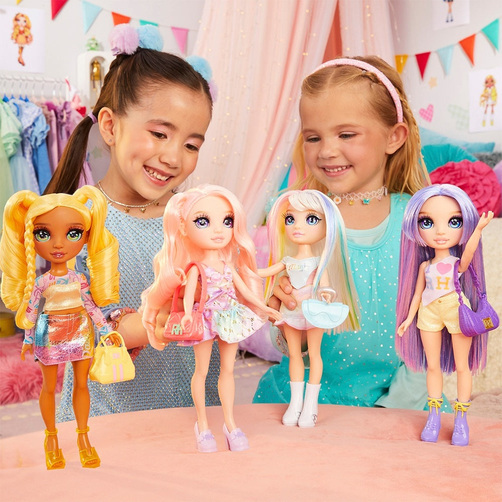 Rainbow High My Fashion Style Doll Bella