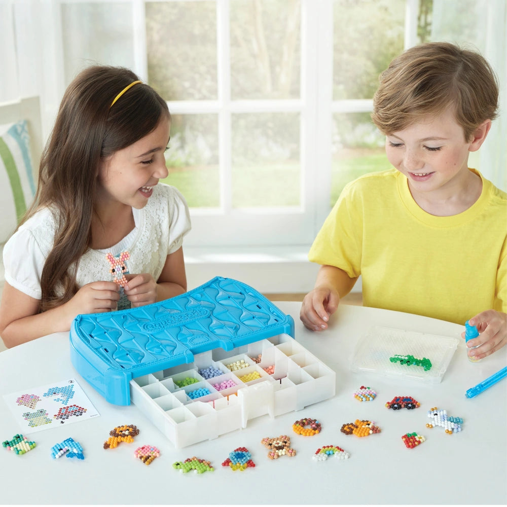 Aquabeads Beginners Craft Studio Set With 900 Beads