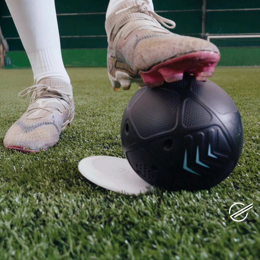 Strikesphere Soccer Dash Football Training Set