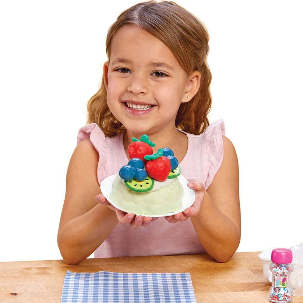 Creative Chefs Bluey Play Food Pavlova Cake Kit
