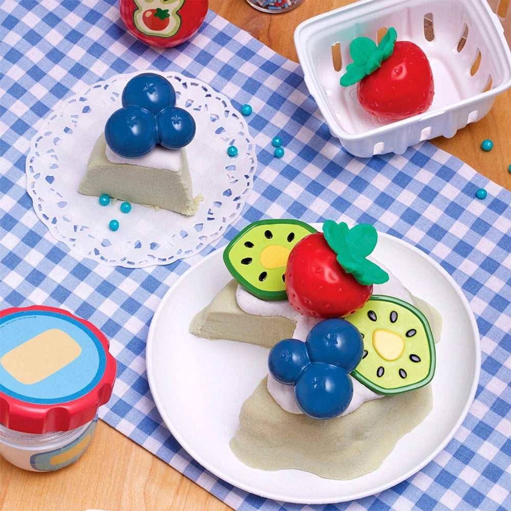 Creative Chefs Bluey Play Food Pavlova Cake Kit