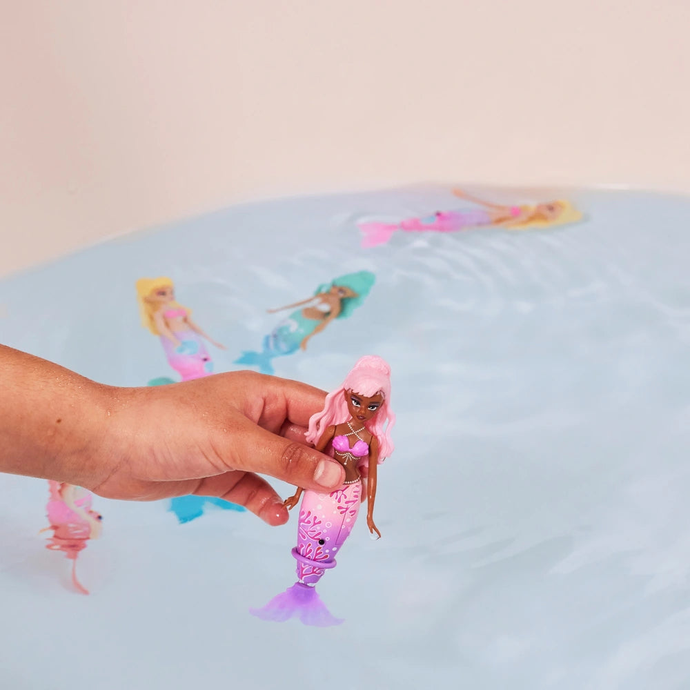 Pets Alive By Zuru Magic Swimming Mermaid
