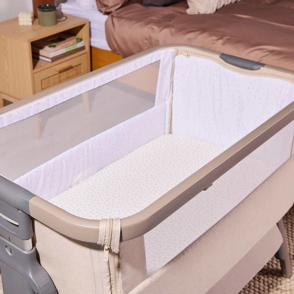 Tutti Bambini Cozee Lite Bedside Crib Latte
