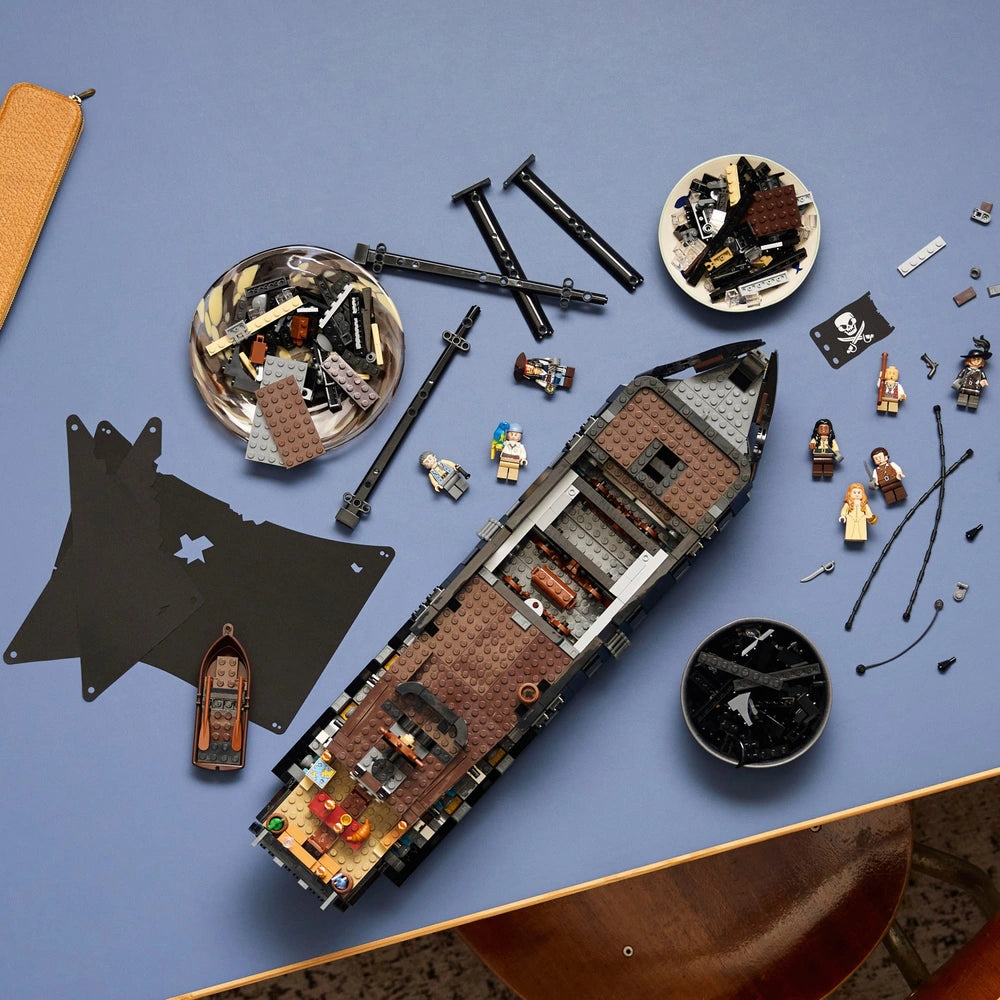 Lego Icons 10365 Captain Jack Sparrow's Pirates Of The Caribbean Ship Set For Adults