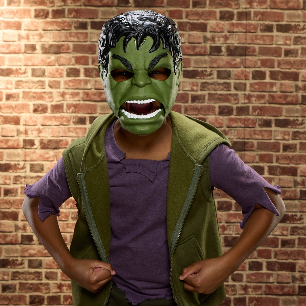 Marvel Studios Spider-Man: Brand New Day Savage Hulk Talk’n Electronic Mask