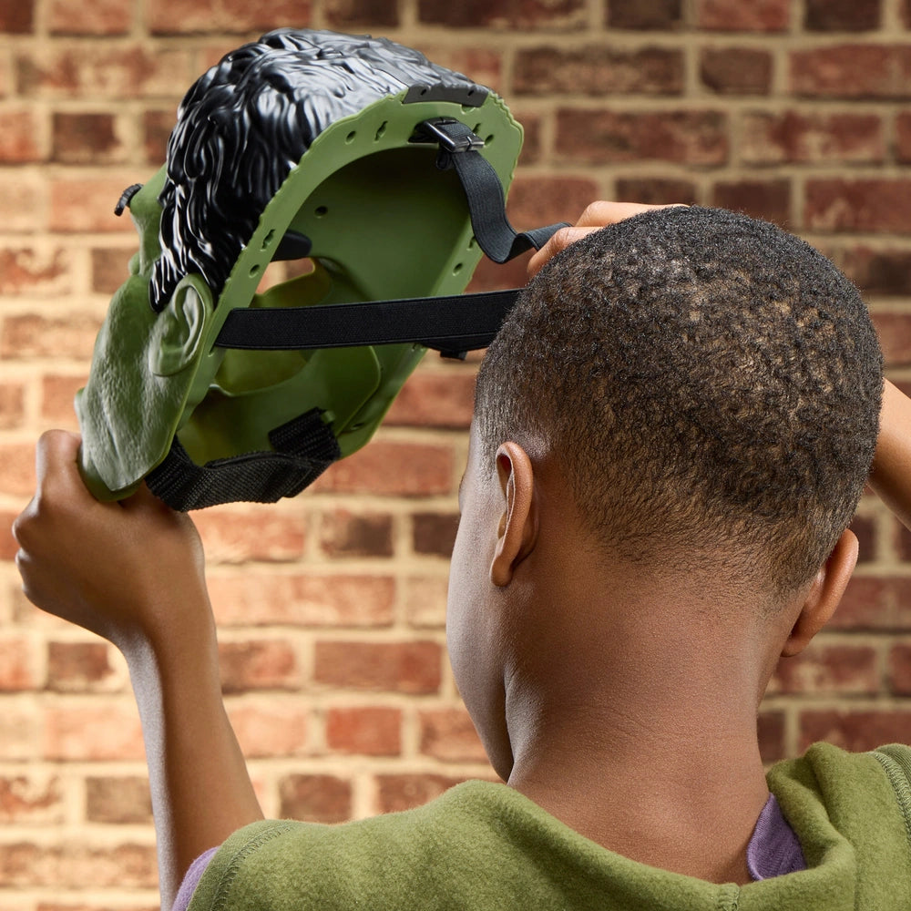 Marvel Studios Spider-Man: Brand New Day Savage Hulk Talk’n Electronic Mask