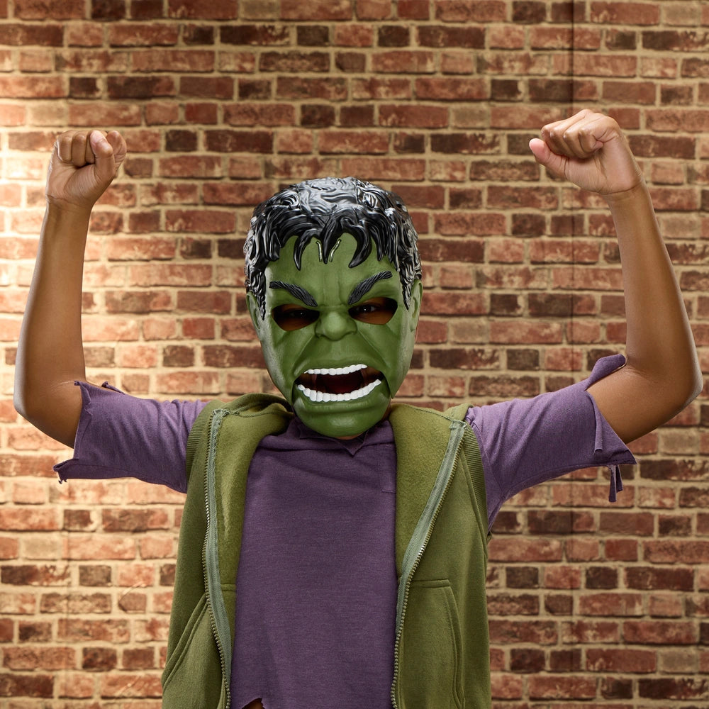 Marvel Studios Spider-Man: Brand New Day Savage Hulk Talk’n Electronic Mask