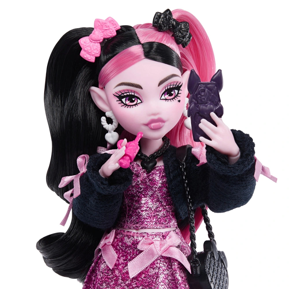 Monster High Doll Draculaura With Pet