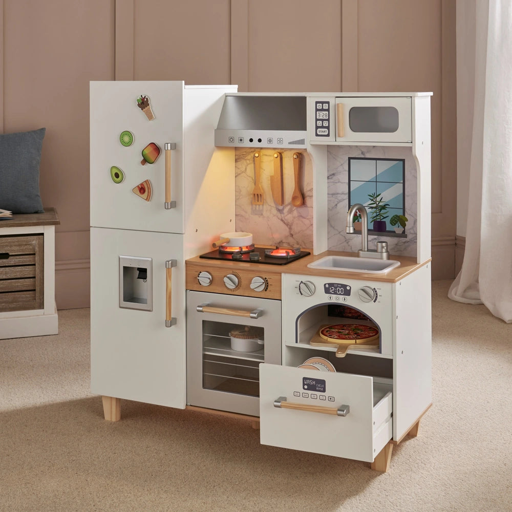 Kitchen Corner Signature Wooden Kitchen With Pizza Oven