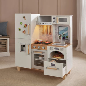 Kitchen Corner Signature Wooden Kitchen With Pizza Oven