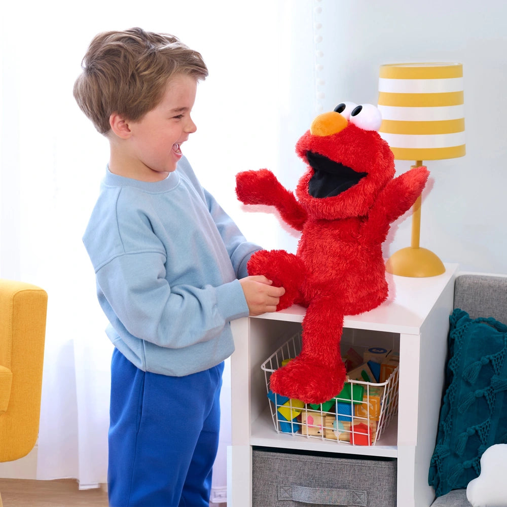 Sesame Street Tickle Me Elmo Giggle Max Interactive Toy