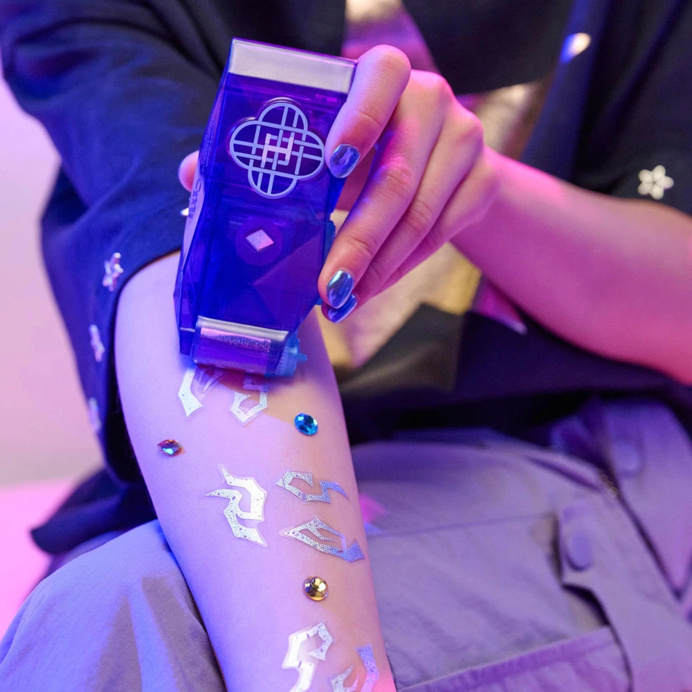 Cool Maker Kpop Demon Hunters Shimmer Foil Tattoo Studio Set