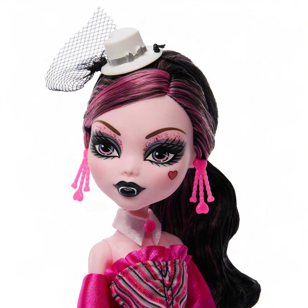 Monster High Dawn Of The Dance Draculaura Reproduction Doll