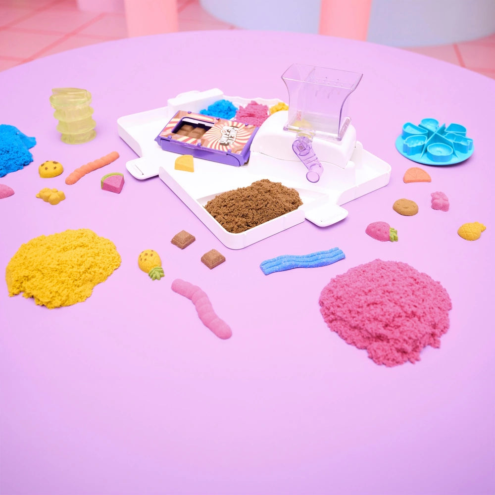 Kinetic Sand Sweet Station Set