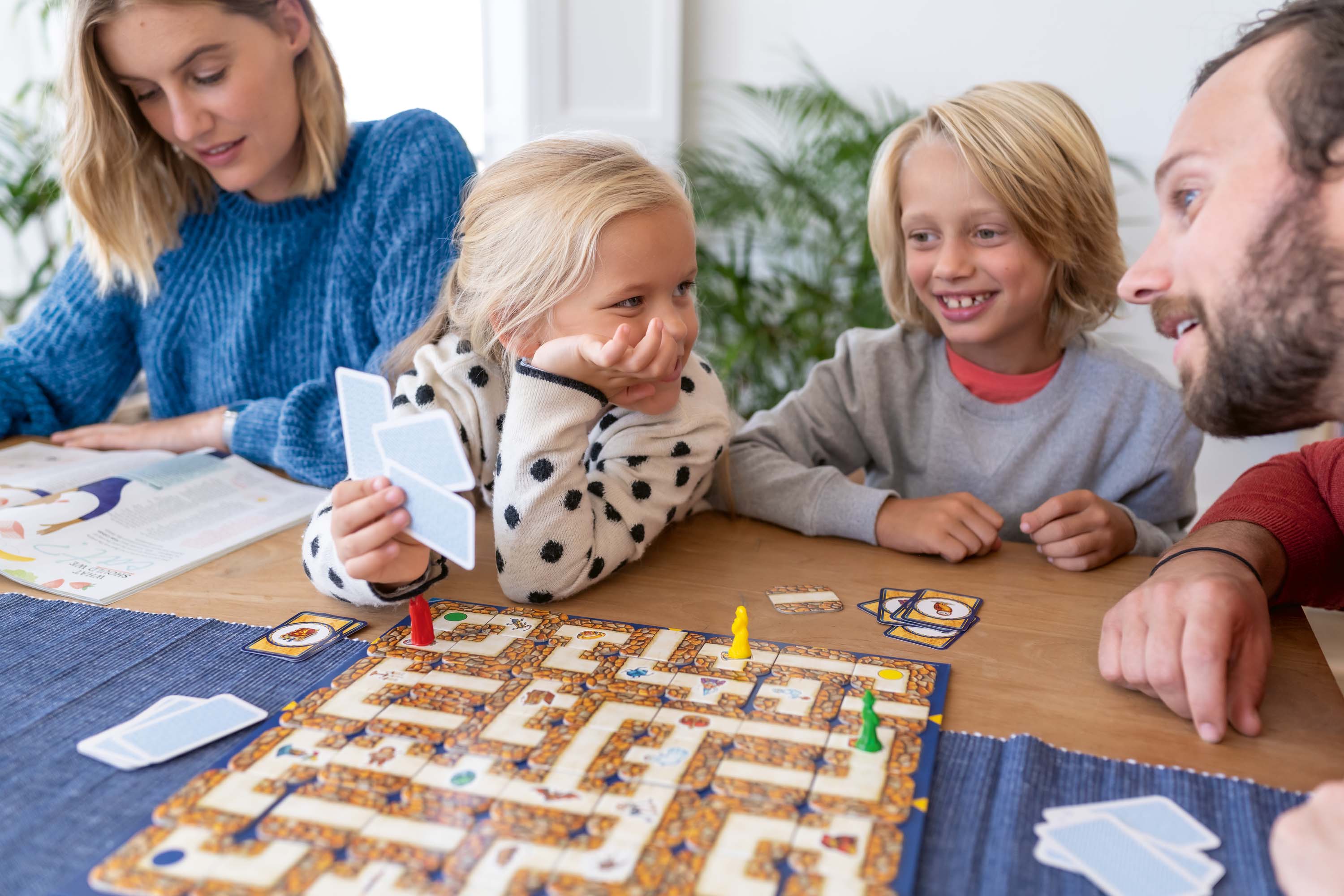 Ravensburger Labyrinth - The Moving Maze Game