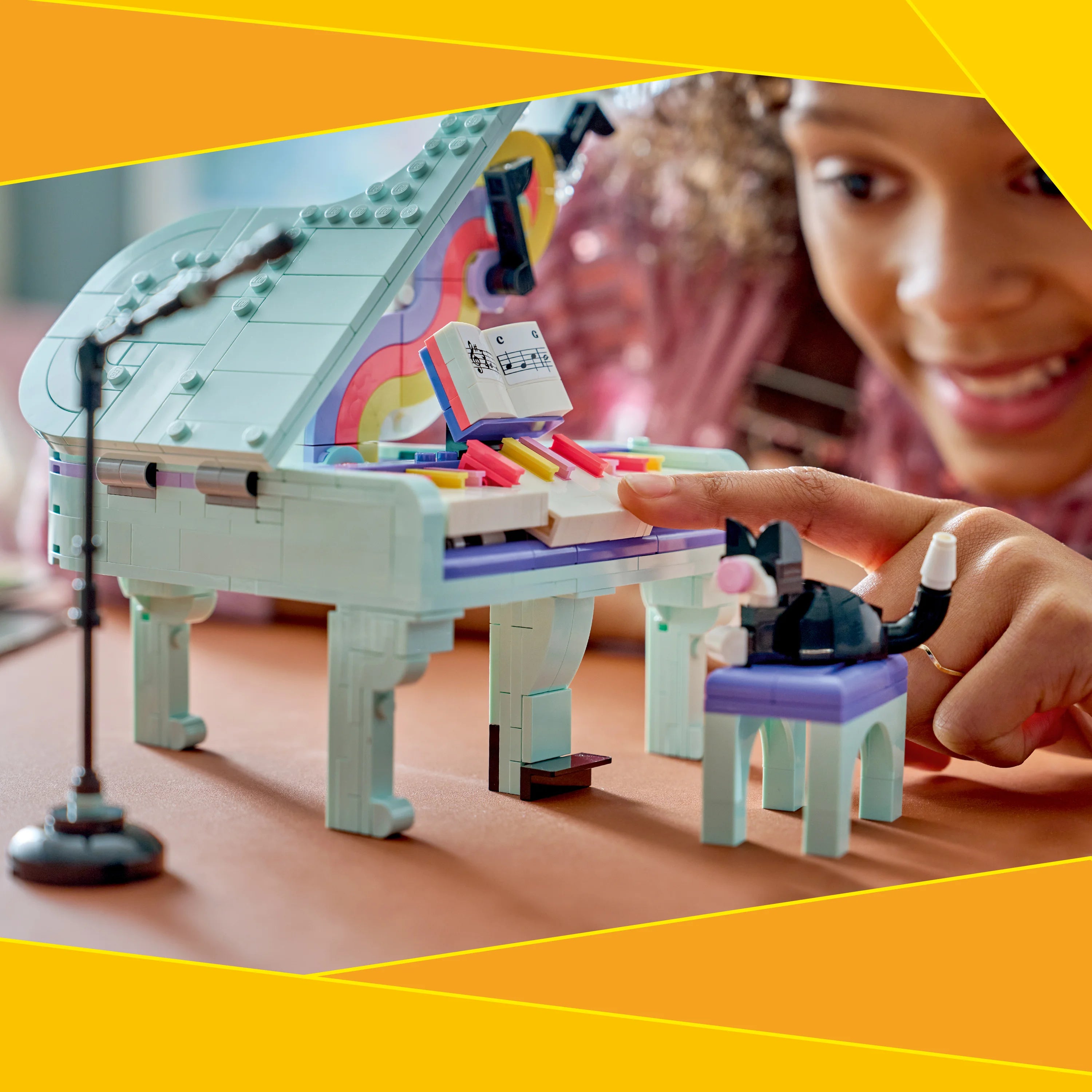 Lego Creator 3 In 1 Music Decor Piano With Cat 31392