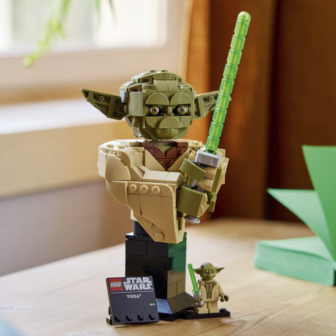Lego Star Wars Yoda Bust Model Kit For Adults 75438 With Green Lightsaber & Collectible Jedi Master Minifigure