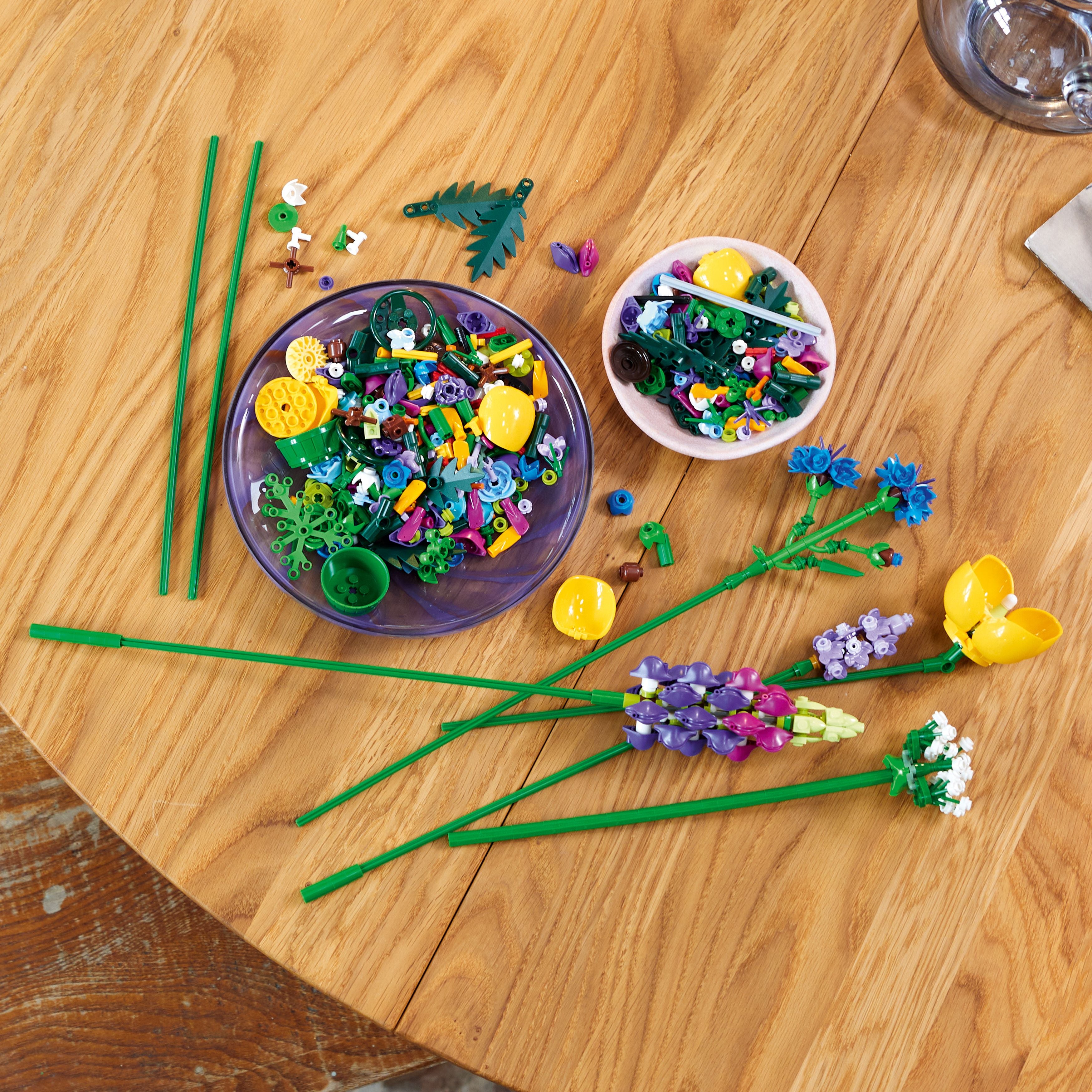 Lego® Botanical Wildflower Bouquet 10313 Building Set (939 Pieces)
