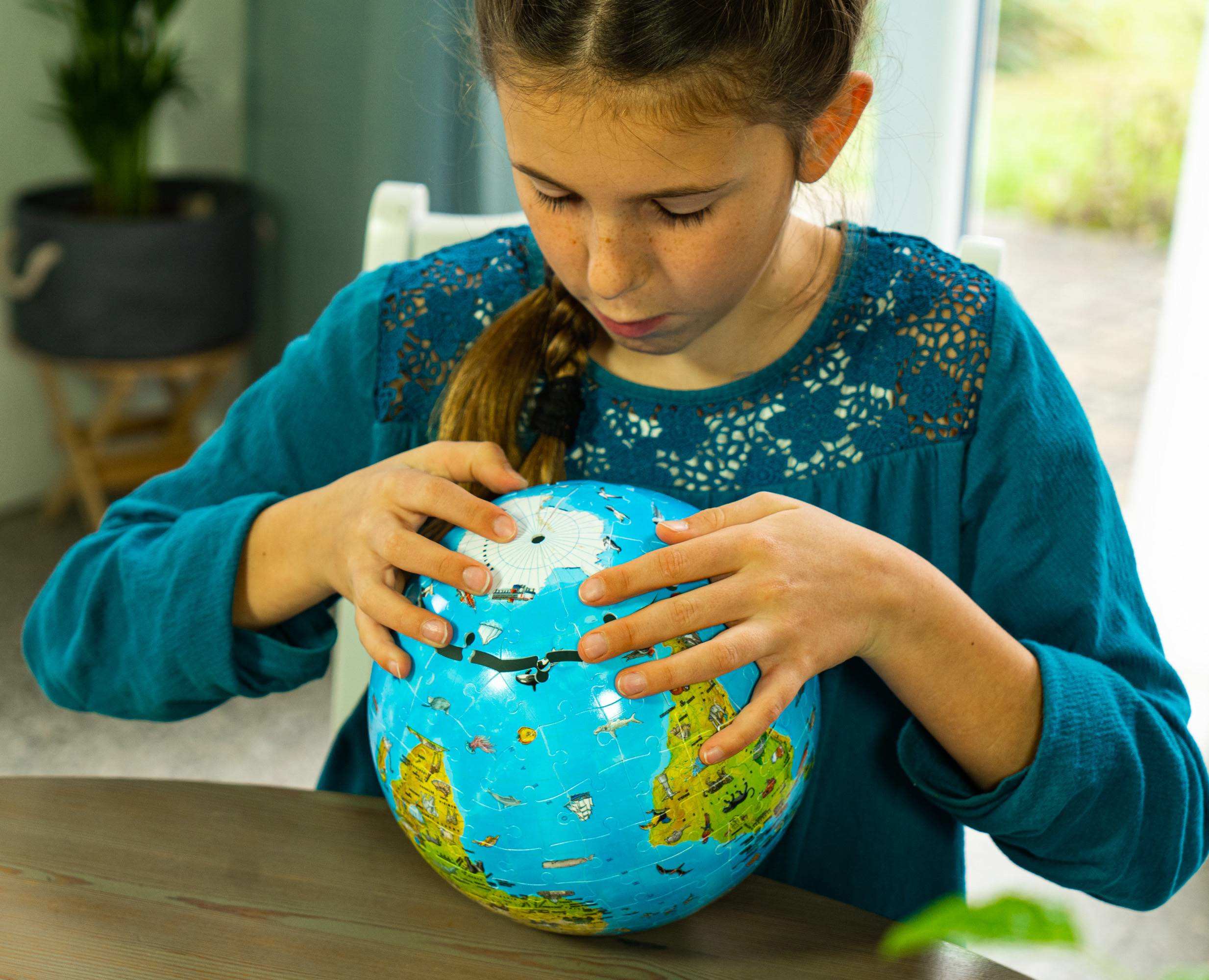 Ravensburger Children's World Globe, 180 Piece 3D Jigsaw Puzzle