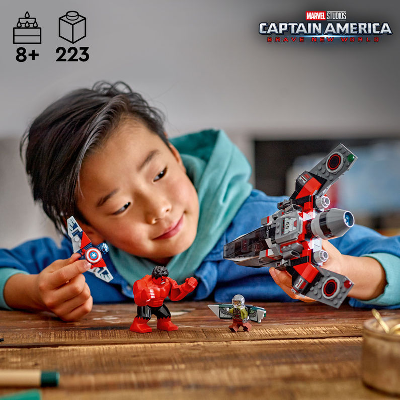 Lego Marvel Captain America Vs. Red Hulk Battle 76292