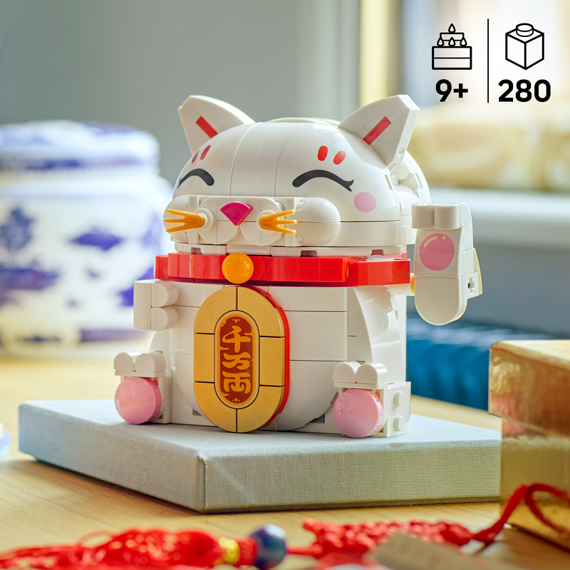 Lego® Lucky Cat Good Luck Decor Piece Building Kit 40813