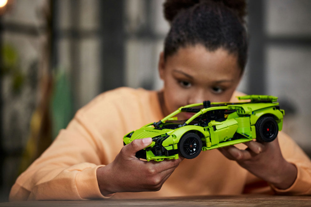 Lego® Technic Lamborghini Huracán Tecnica 42161 Building Toy Set (806 Pieces)