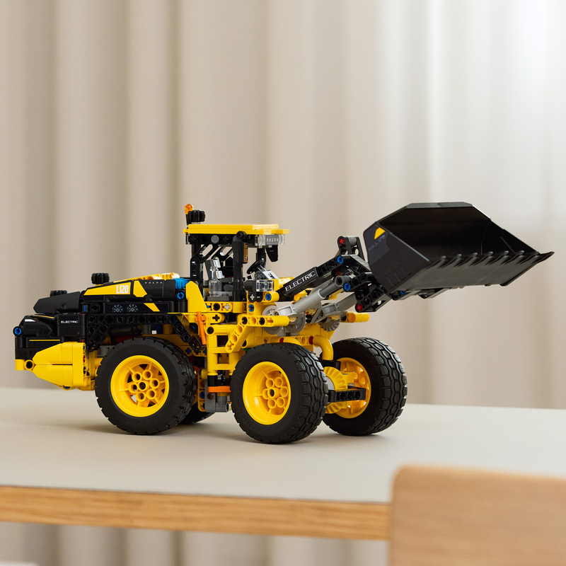 Lego® Technic Volvo L120 Electric Wheel Loader Construction Toy 42209