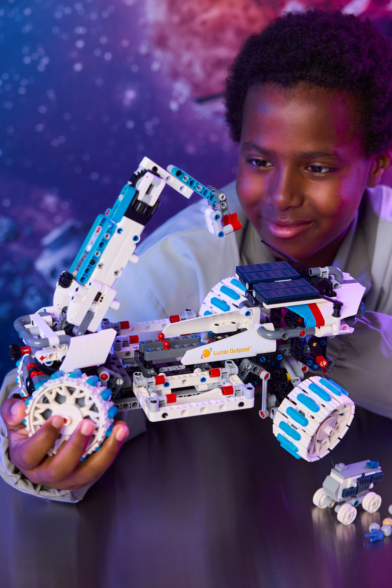 Lego® Technic Lunar Outpost™ Moon Rover Space Vehicle Set Stem Toy 42211
