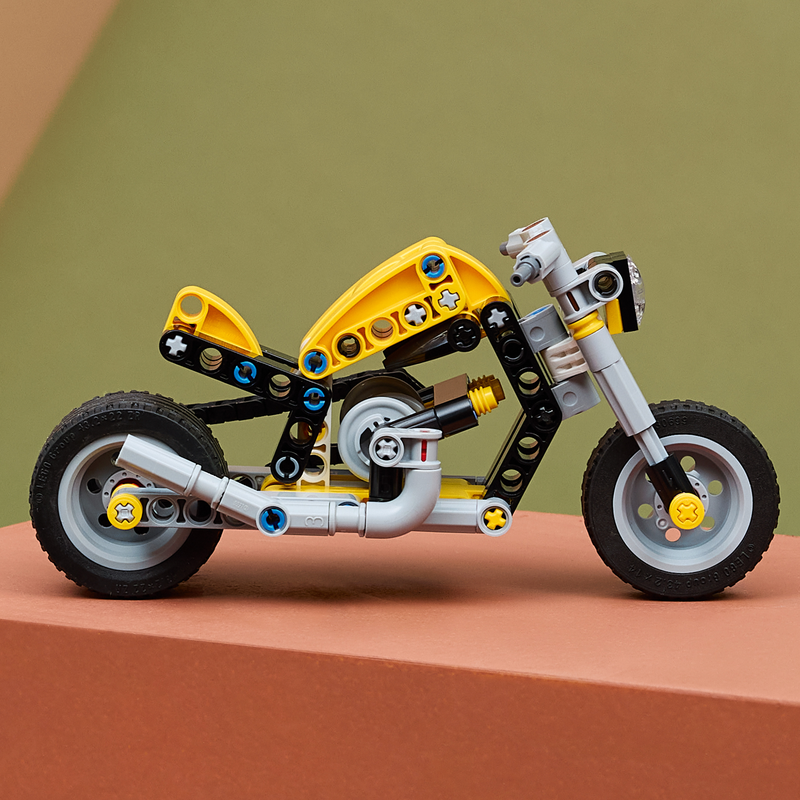 Lego Technic Yellow Motorbike Toy Model Kit 42225