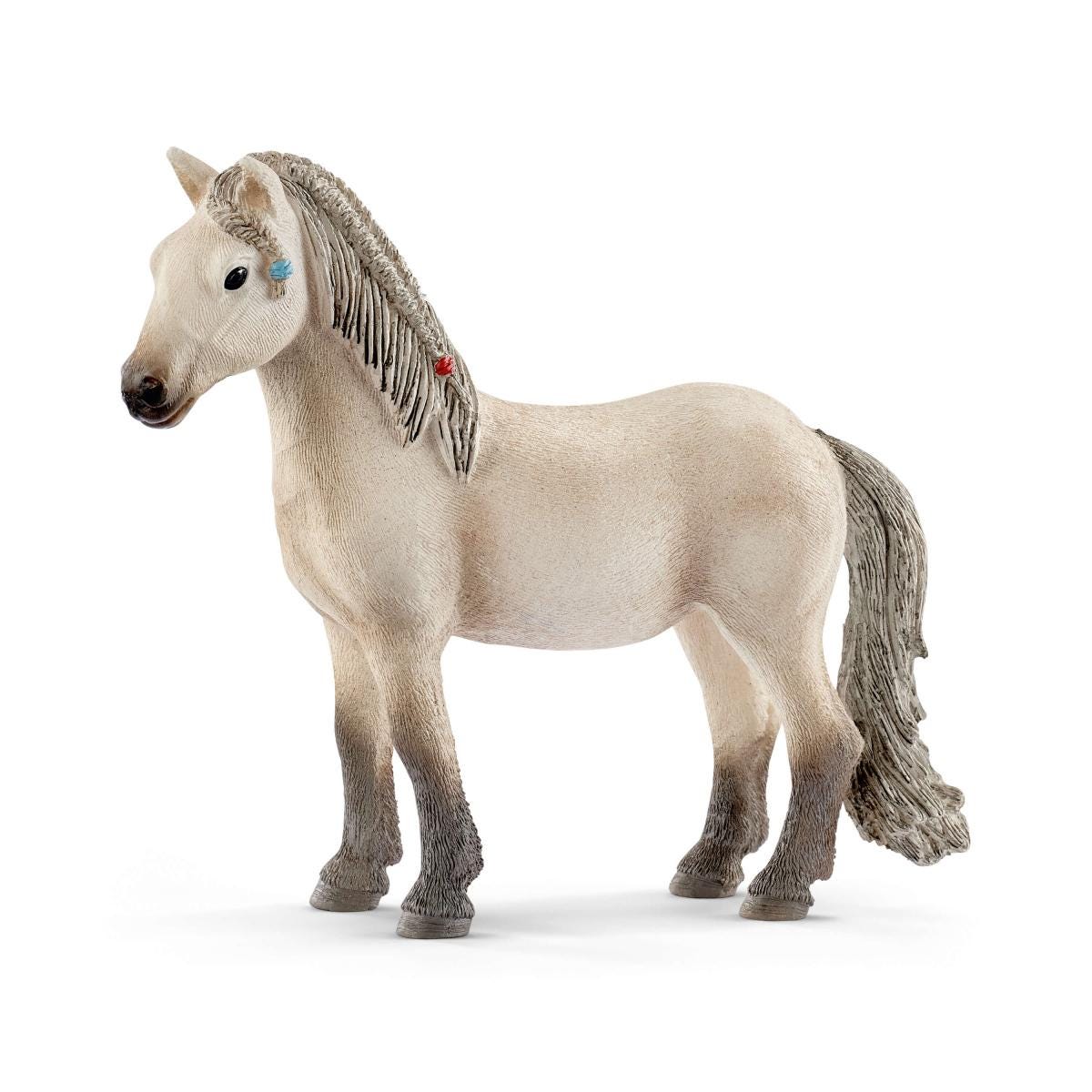 Schleich Horse Club Hannah’s First-Aid Kit
42430