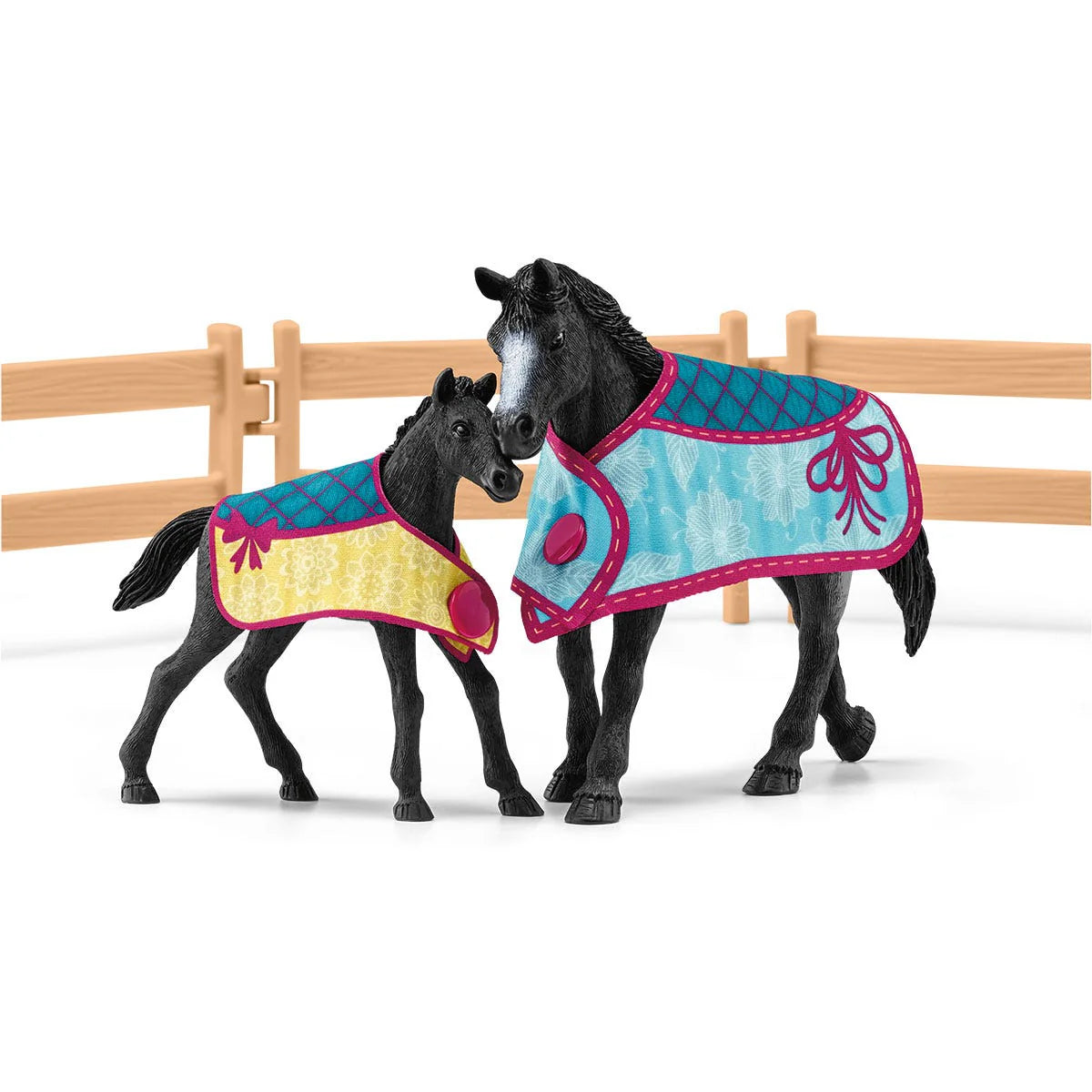 Schleich Horse Box With Mare And Foal