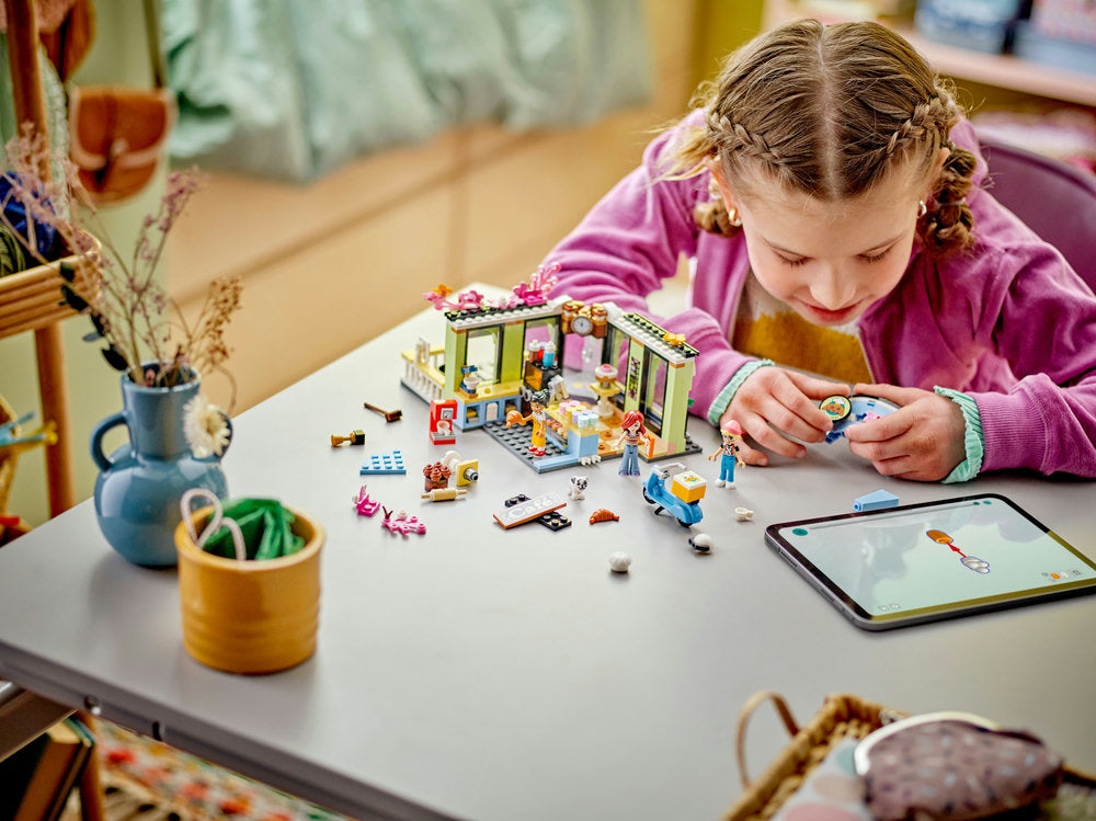 Lego® Friends Heartlake City Café Toy 42618