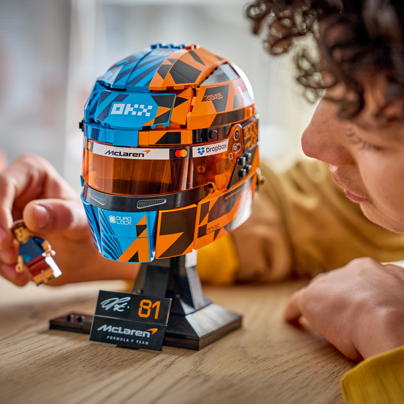 Lego Editions Mclaren Mastercard F1 Team Oscar Piastri Helmet 43017